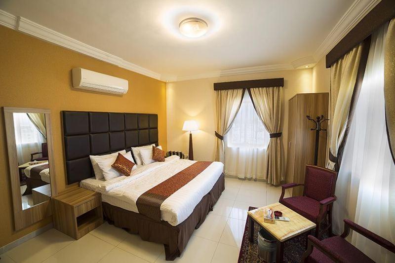 Diwan Alaseel Alraqi Jeddah Exterior photo